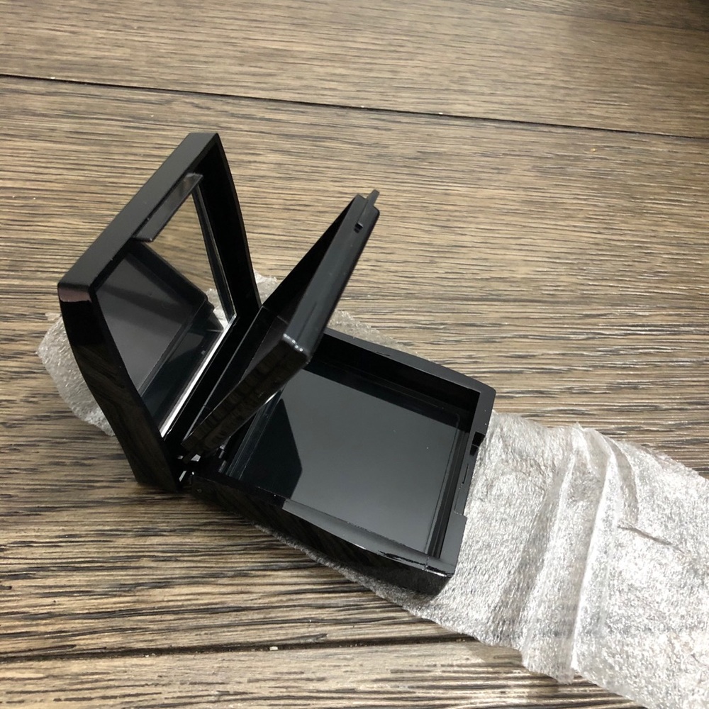 New! Mary Kay Compact Mini